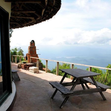 Mambo View Point Villa Ndungu Екстериор снимка