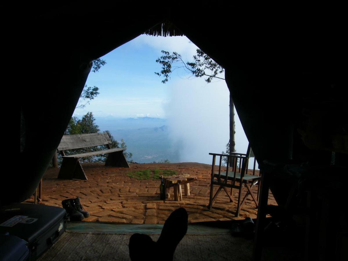 Mambo View Point Villa Ndungu Екстериор снимка