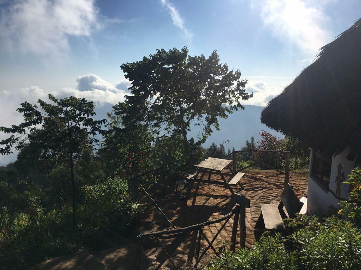 Mambo View Point Villa Ndungu Екстериор снимка