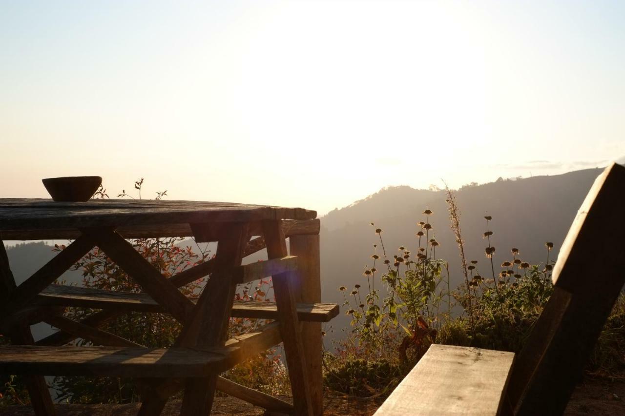 Mambo View Point Villa Ndungu Екстериор снимка