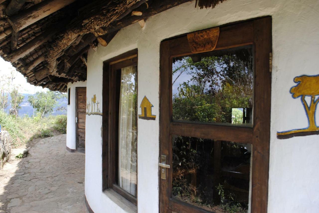 Mambo View Point Villa Ndungu Екстериор снимка