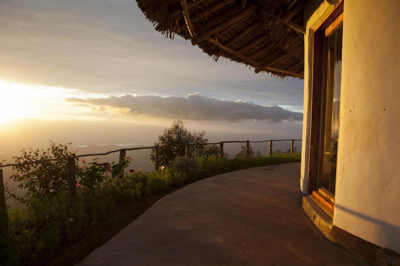 Mambo View Point Villa Ndungu Екстериор снимка
